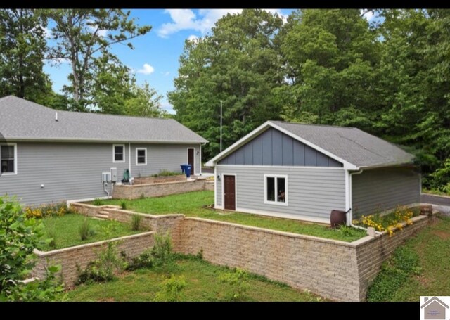 34 Navajo Ct, Cadiz, KY 42211 - view of grassy yard
