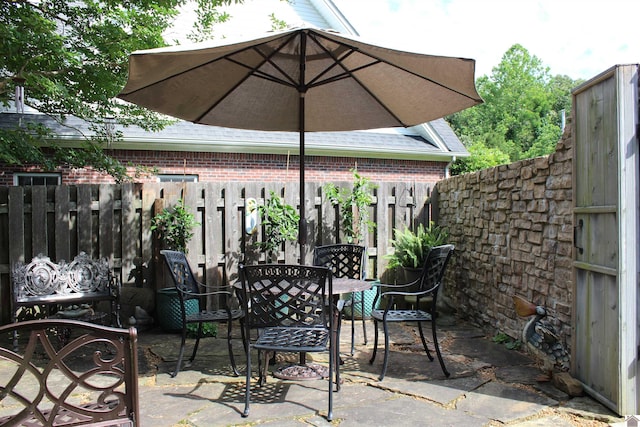 395 Wildcat Trce, Paducah, KY 42003 - view of patio featuring outdoor dining space