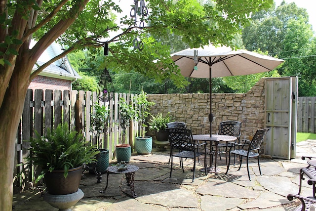 395 Wildcat Trce, Paducah, KY 42003 - view of patio / terrace featuring outdoor dining space