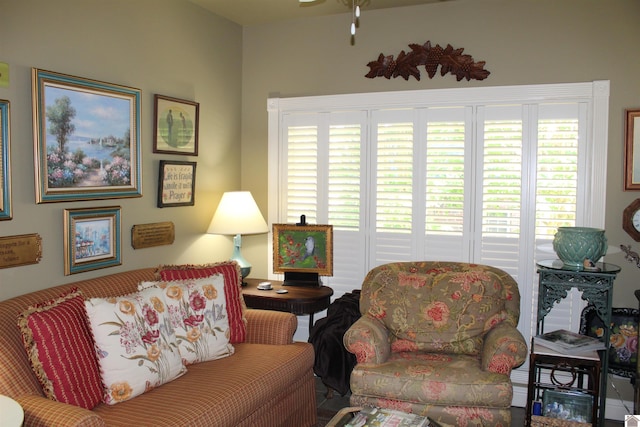 395 Wildcat Trce, Paducah, KY 42003 - living room featuring ceiling fan