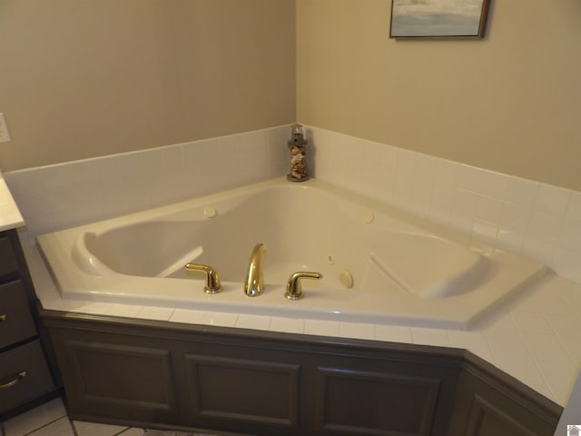 145 Stonecreek Pl, Paducah, KY 42003 - full bathroom featuring a jetted tub and vanity