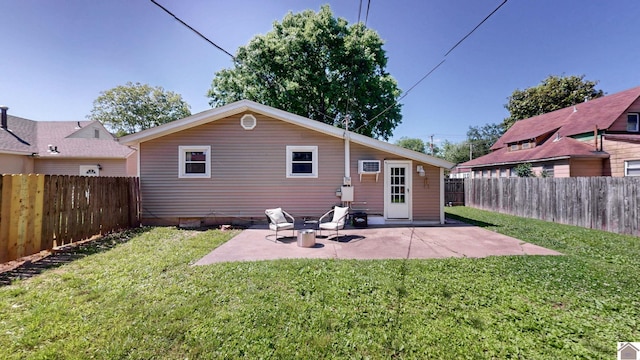 1916 Monroe St, Paducah, KY 42001 - back of house featuring a patio