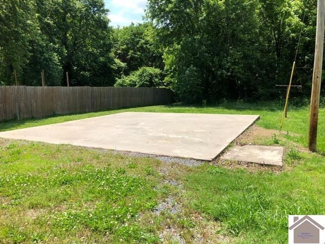 181 W 3rd St, Calvert City, KY 42029 - view of patio / terrace