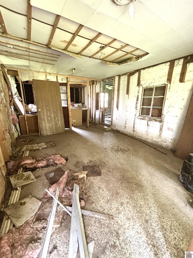 2130 Husband Rd, Paducah, KY 42003 - view of unfurnished living room