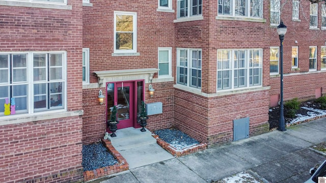 620 Madison St, Paducah, KY 42001 - entrance to property featuring brick siding