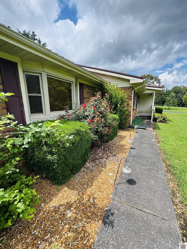 111 Cherry Grove Dr, Benton, KY 42025 - view of side of home with brick siding