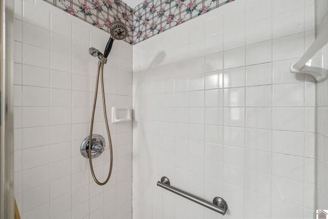 301 Tremont Dr, Hopkinsville, KY 42240 - bathroom view of tiled shower