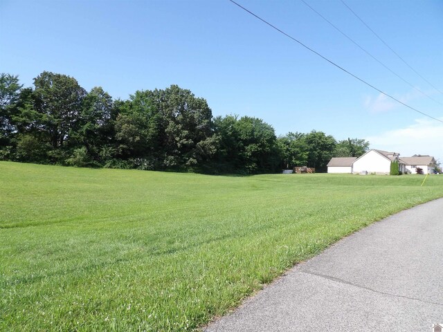 180-190 Deerfield Cir, Benton, KY 42025