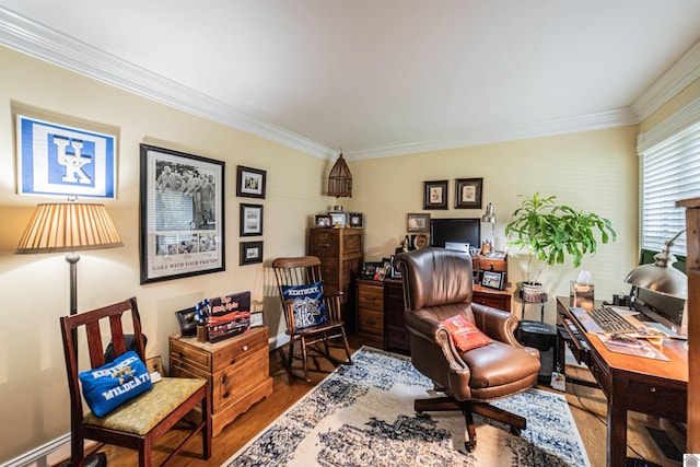 1201 Winslow Way, Paducah, KY 42001 - office space with wood finished floors and ornamental molding
