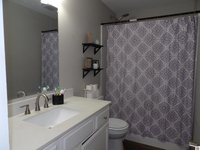 719 Elder St, Calvert City, KY 42029 - full bath with vanity and a shower with shower curtain