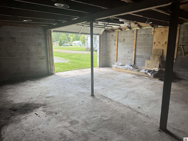 517 Milliken Rd, Paducah, KY 42003 - view of garage