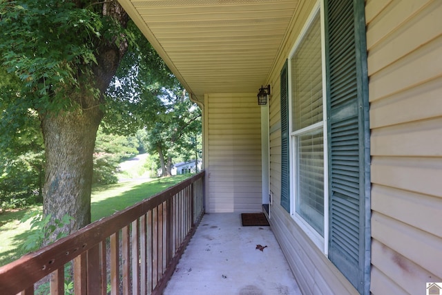 1715 State Route 80 W, Arlington, KY 42021 - view of balcony