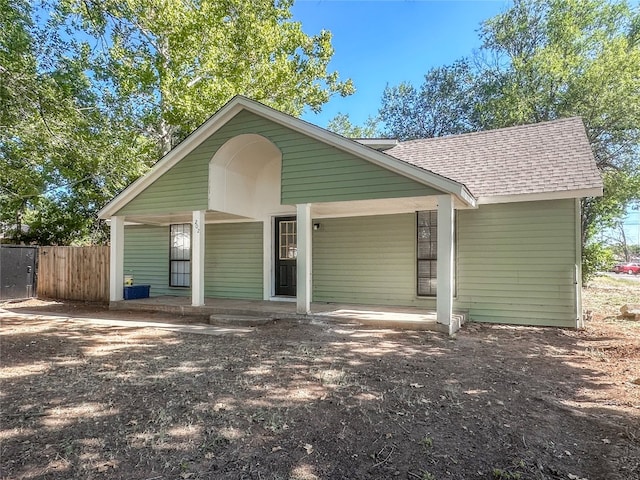 Listing photo 3 for 202 E Ash St, Lexington OK 73051