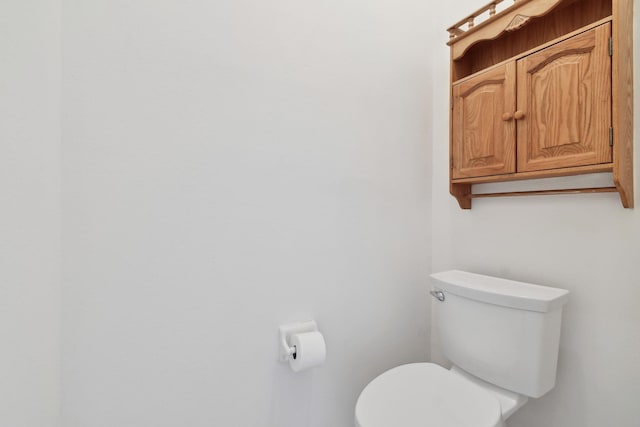 581 Boxwood Pl, Saint Augustine, FL 32086 - half bathroom with toilet