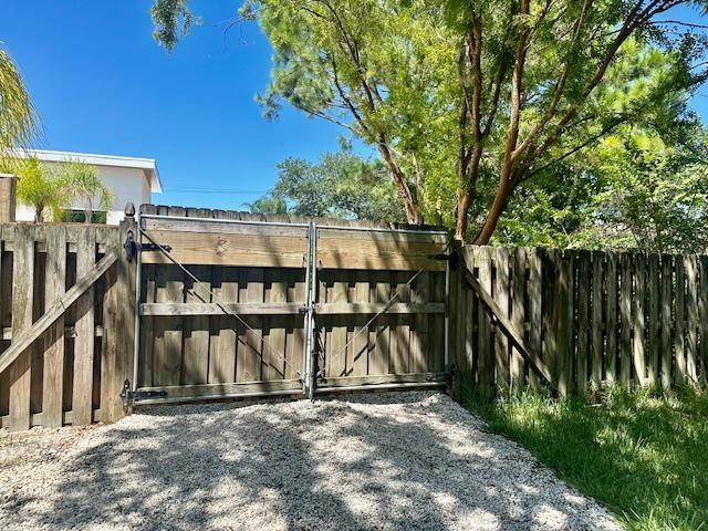 311 Micklers Rd, Saint Augustine, FL 32080 - photo 2