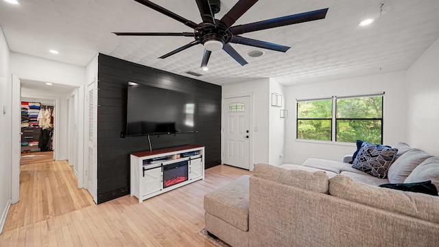 1403 S 15th St, Palatka, FL 32177 - living room with light wood-type flooring and recessed lighting