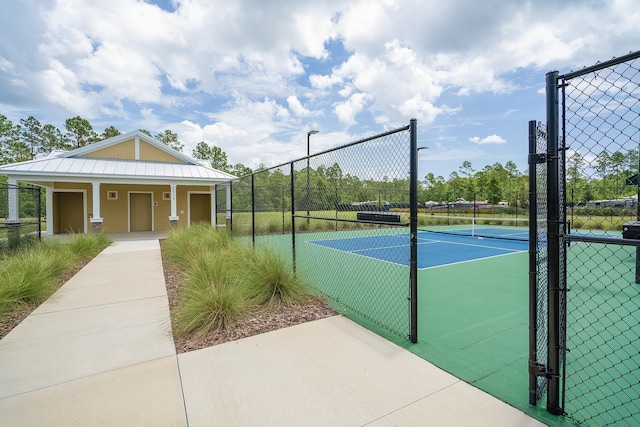 2730 Oak Stream Dr, Green Cove Springs, FL 32043 - view of tennis court