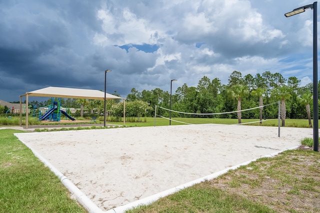 2730 Oak Stream Dr, Green Cove Springs, FL 32043 - view of property's community with volleyball court and a yard