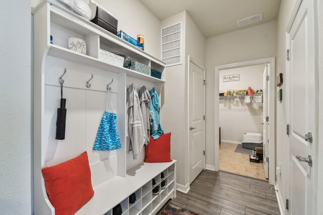 182 Myrtle Oak Ct, Saint Augustine, FL 32092 - clothes washing area featuring washing machine and clothes dryer and baseboards