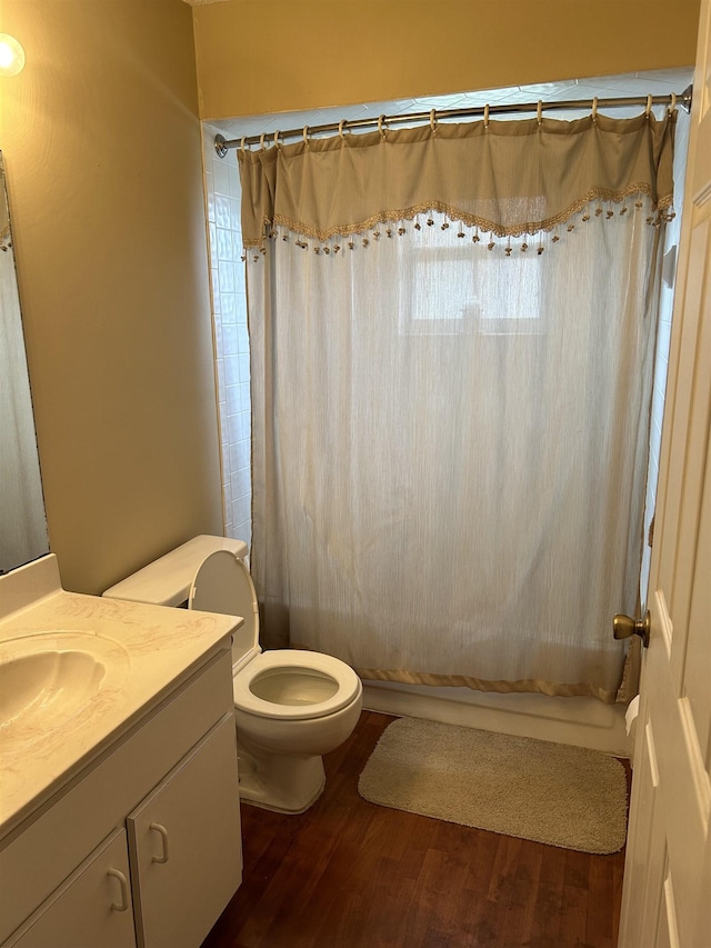 1417 Golf Ave, Ormond Beach, FL 32174 - full bath featuring vanity and wood finished floors