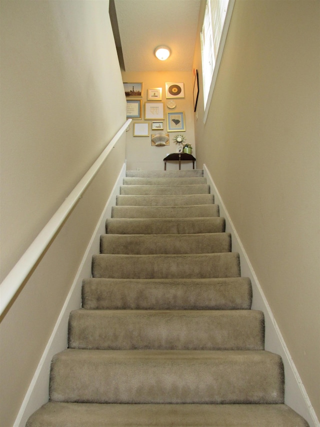 28212 Harbour Vista Cir, Saint Augustine, FL 32080 - view of staircase