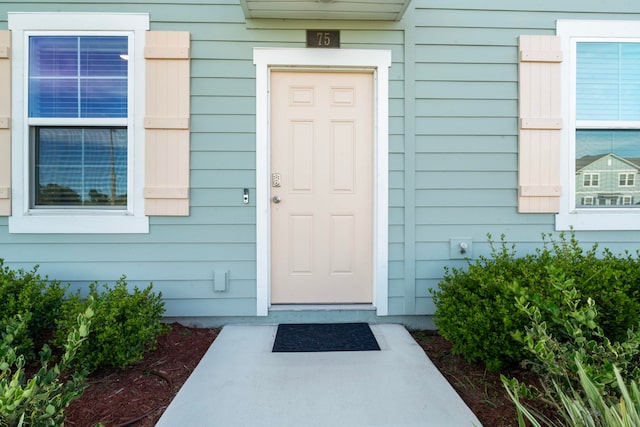 view of property entrance