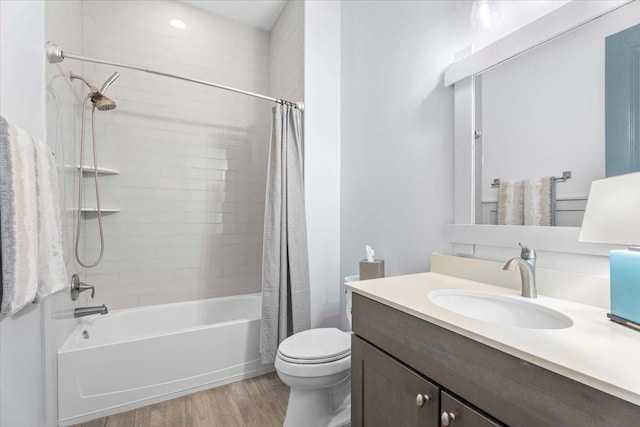 97 Paranza Trce, Saint Augustine, FL 32095 - bathroom featuring wood finished floors, shower / bath combo with shower curtain, and vanity