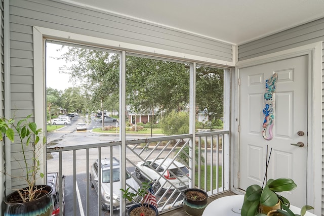 sunroom / solarium with a healthy amount of sunlight