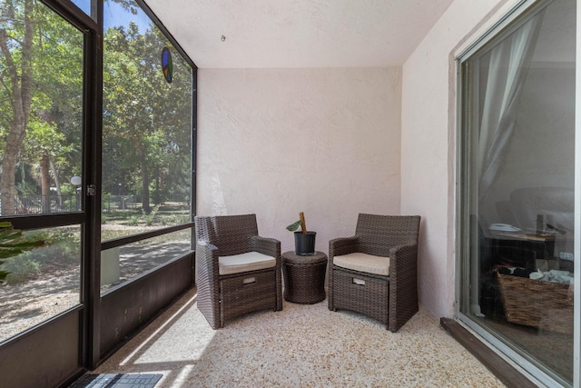 640 N Nova Rd Unit 117, Ormond Beach, FL 32174 - view of sunroom / solarium