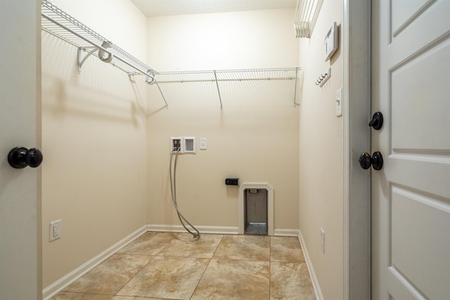 laundry room with washer hookup