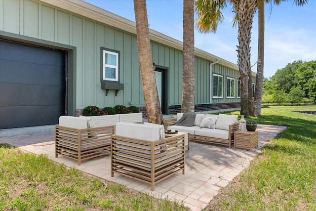 3943 NW 219th St, Rdd, Micanopy, FL 32667 - view of patio featuring an outdoor hangout area