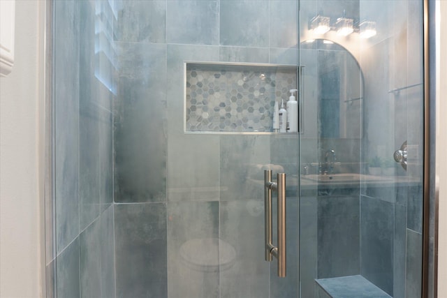 3943 NW 219th St, Rdd, Micanopy, FL 32667 - bathroom featuring a shower stall and toilet