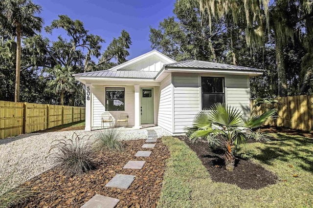 bungalow-style house with a porch