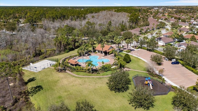 bird's eye view with a view of trees