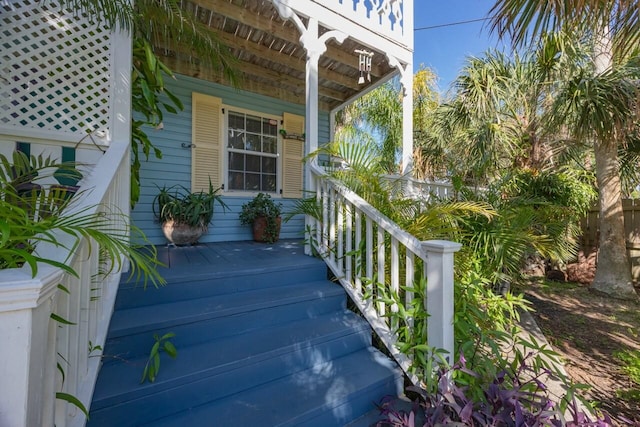 232 Riberia St, Saint Augustine, FL 32084 - view of stairway