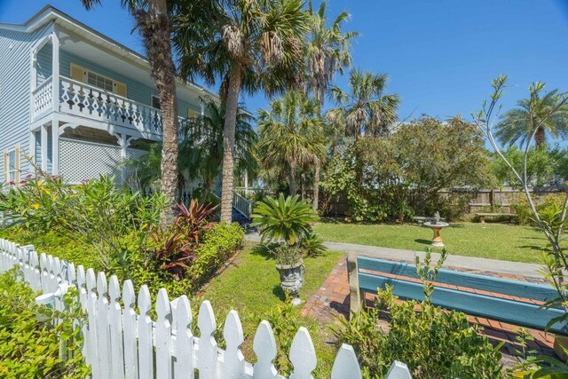 232 Riberia St, Saint Augustine, FL 32084 - view of property's community featuring fence and a lawn