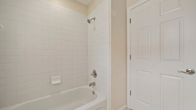 2826 Coachman Lakes Dr, Jacksonville, FL 32246 - photo 18