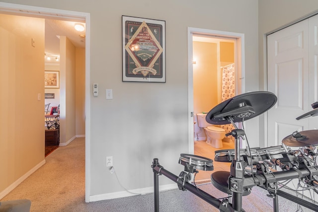 workout room with carpet floors