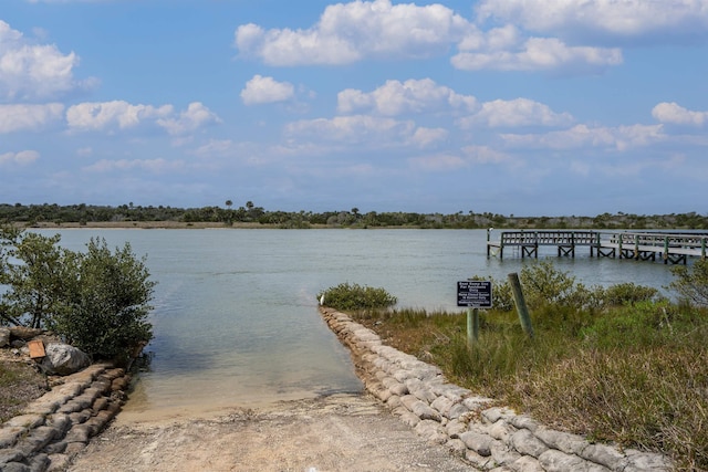 view of dock featuring a water view