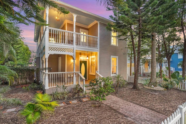 7 Cincinnati Ave, Saint Augustine, FL 32084 - view of front of home with a balcony and a porch