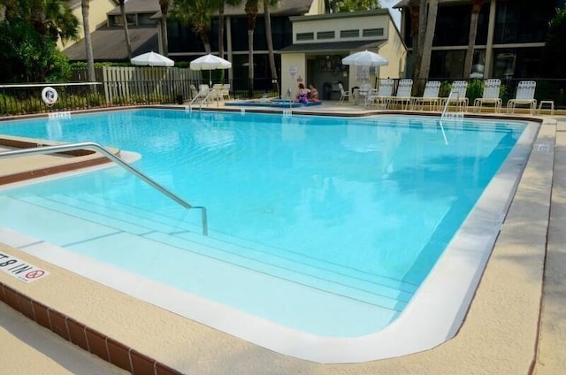 pool with fence