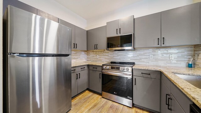 8290 Gate Pkwy Unit 709, Jacksonville, FL 32216 - photo 5