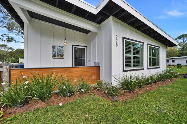 225 Yarbrough Cir, Saint Augustine, FL 32095 - photo 2
