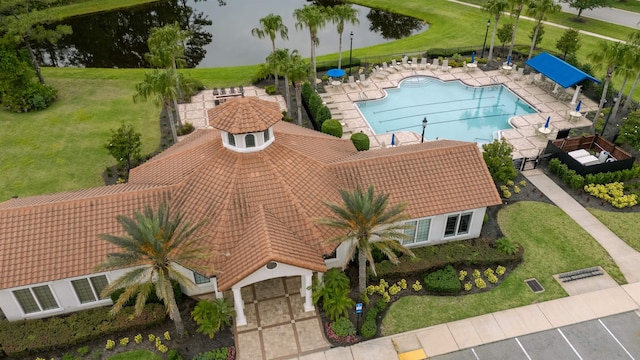213 Pescado Dr, Saint Augustine, FL 32095 - aerial view of a pool and a large body of water
