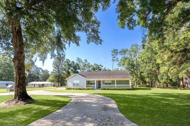 119 Lisa Ln, Palatka, FL 32177 - photo 1