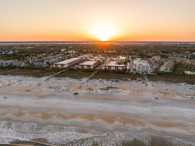 view of aerial view at dusk