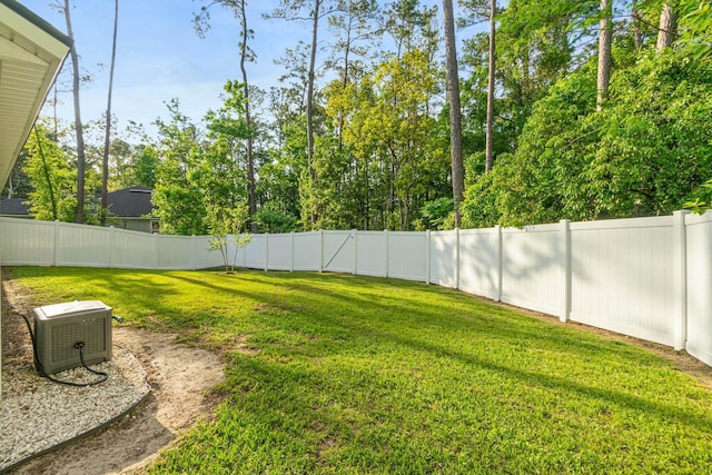 7503 Caravaca Ct, Jacksonville, FL 32244 - view of yard