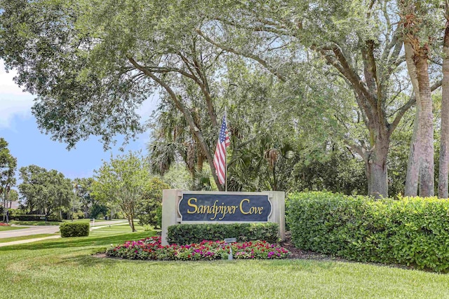 1 Sandpiper Cv, Ponte Vedra Beach, FL 32082 - community sign featuring a lawn