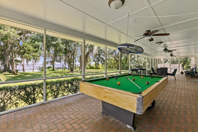 playroom featuring ceiling fan, a wealth of natural light, and billiards