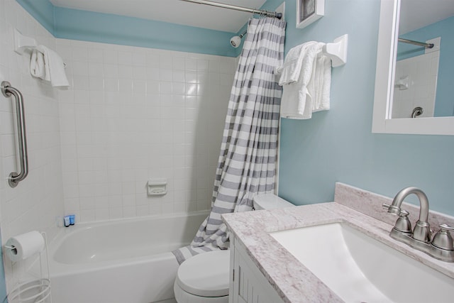 full bathroom with shower / bath combination with curtain, vanity, and toilet